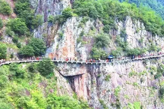 眼睛也应该防晒，怎么保护“心灵之窗”免受紫外线伤害？